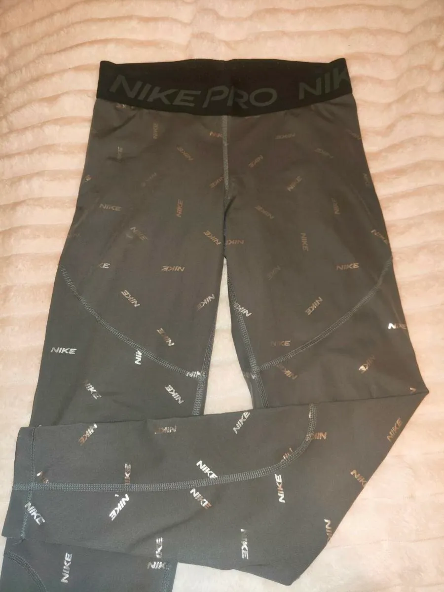 Nike leggings - Image 1