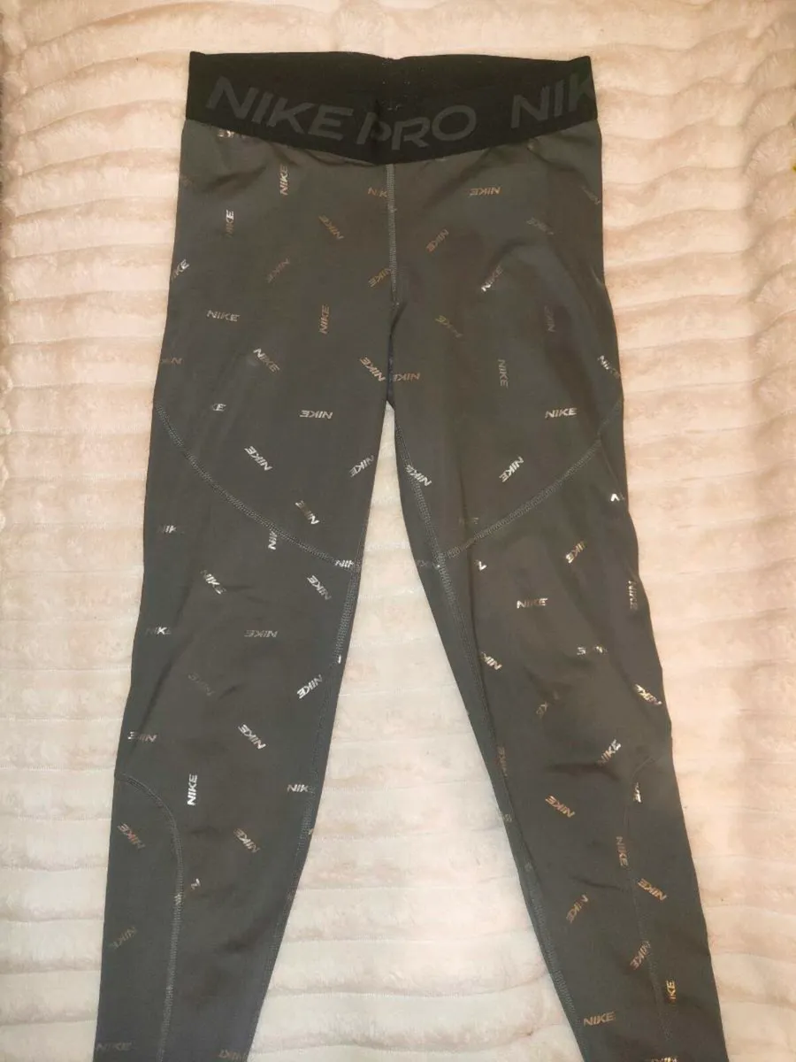 Nike leggings - Image 2