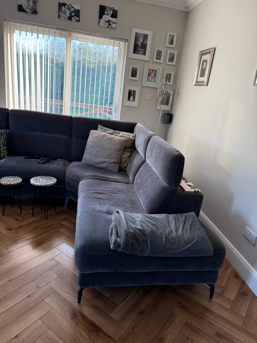 Right Hand Corner Sofa - Image 2