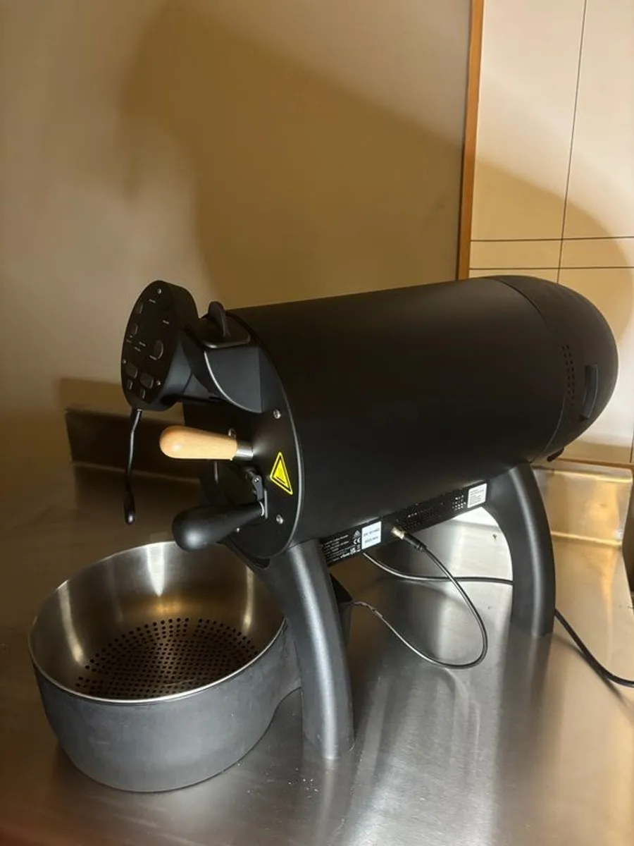 Aillio Bullet R1 V2 Coffee Roaster - Image 2