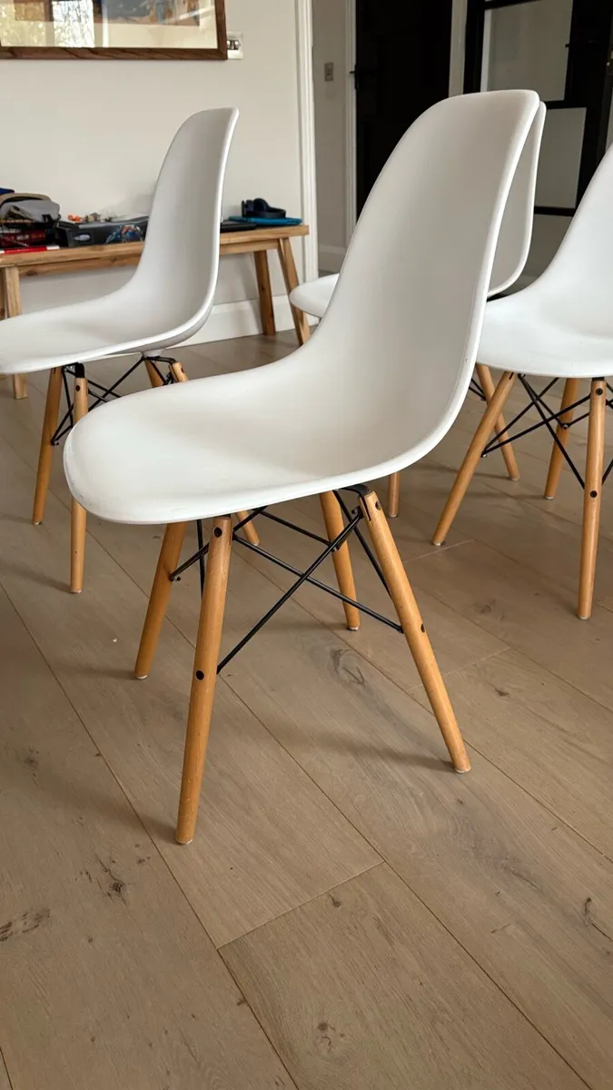 White dining chairs - Image 2