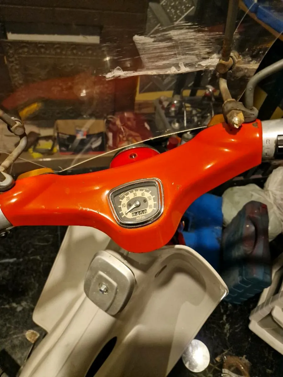 Vintage 1964 c100 honda 50 - Image 3