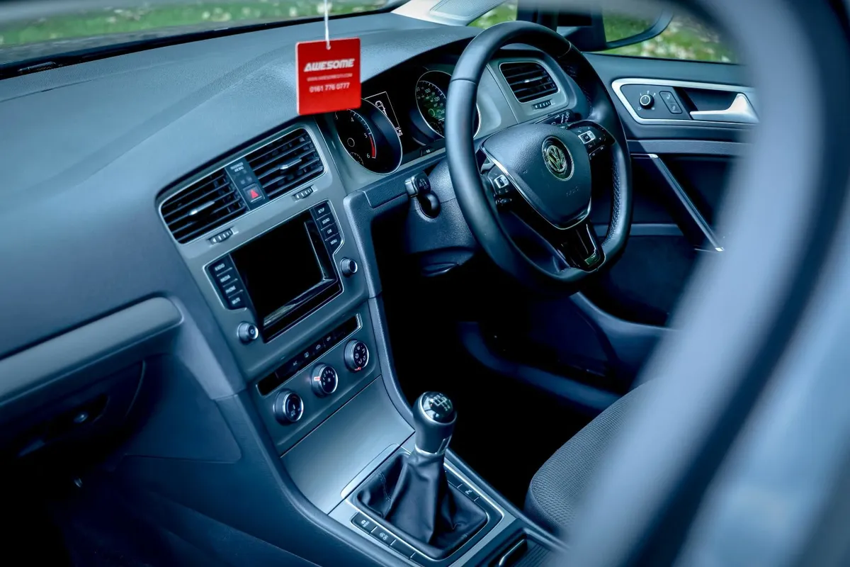 VW Golf 2015 - 1.6TDI - NCT 06/26 - valeted - Image 3