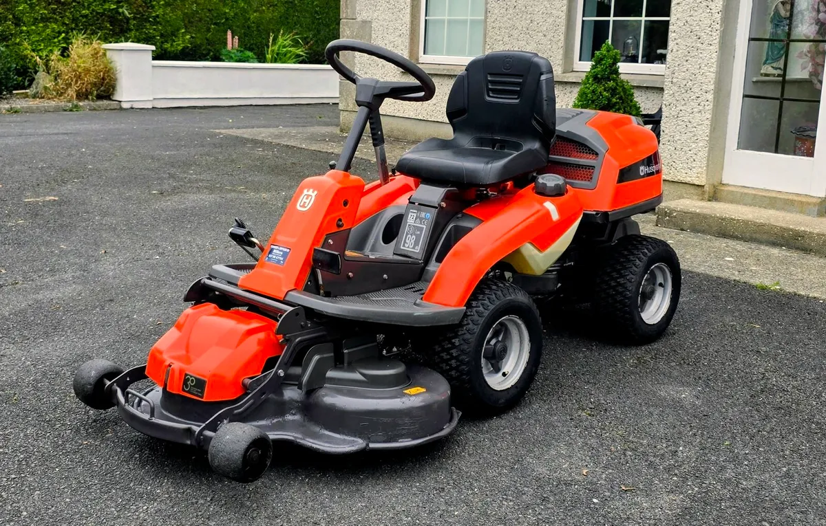 Husqvarna 4x4 103cm twin cylinder - Image 2