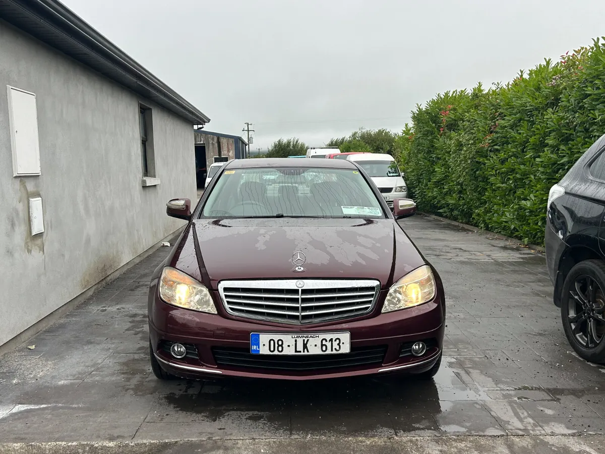 Mercedes-Benz C-Class 2008 - Image 2