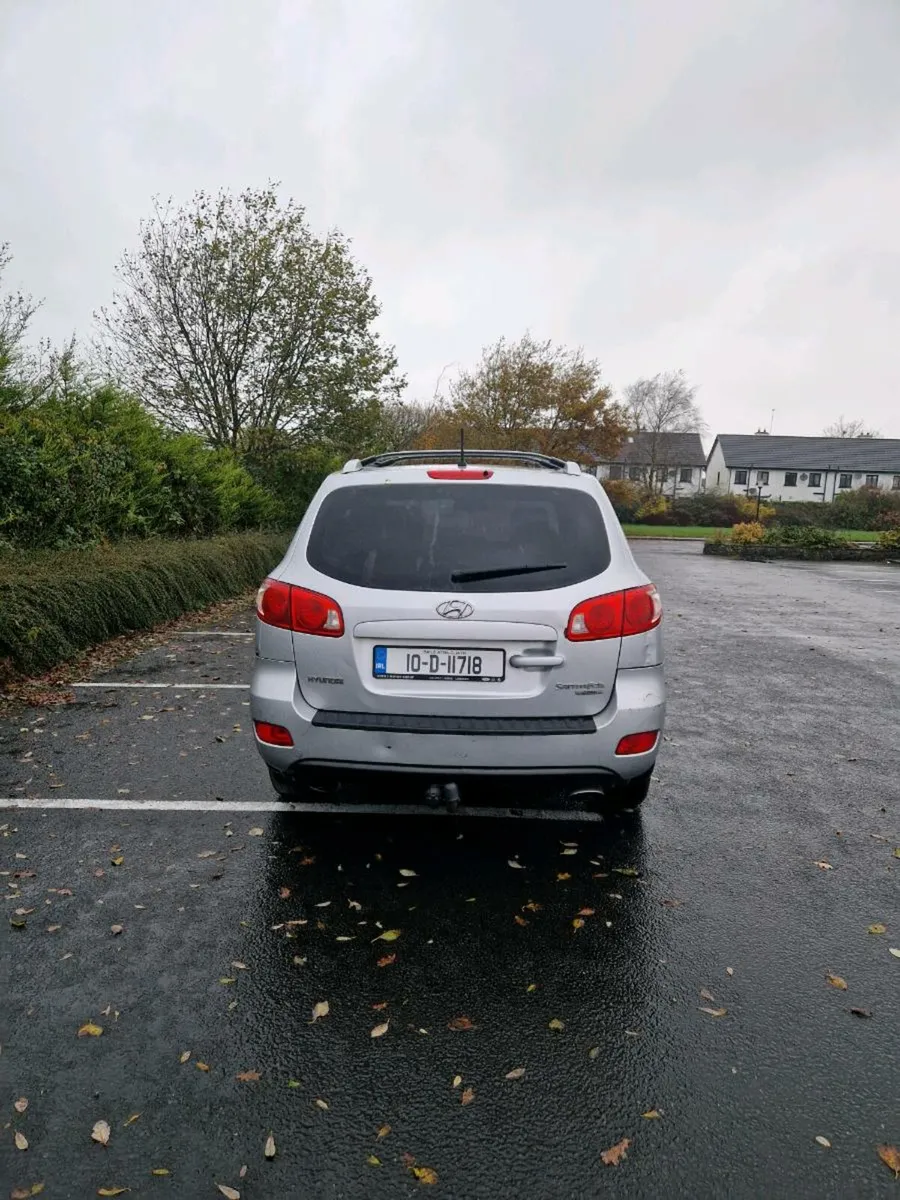 Hyundai Santa Fe - Image 2