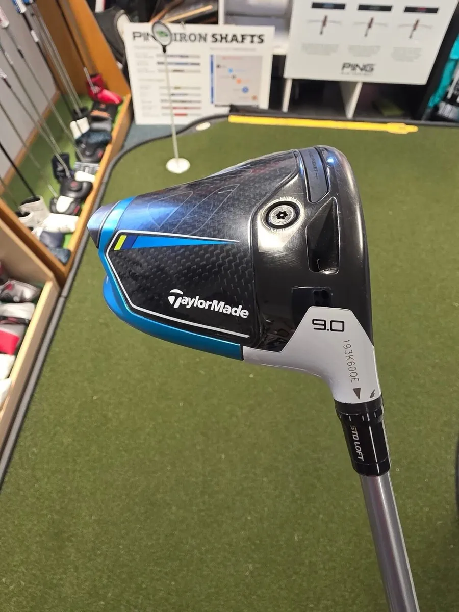 Taylormade Sim2 Max Driver - Image 2