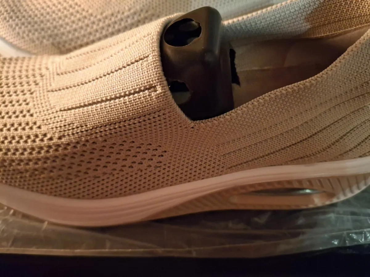 Brand New Lightweight Slip-On Runners . - Image 3