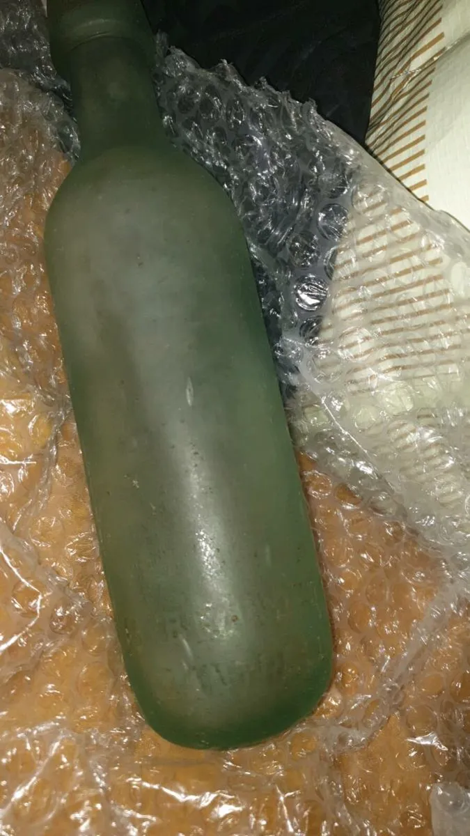 VINTAGE DUBLIN BOTTLE  YEAR ..1900s ...STAMP .. - Image 2