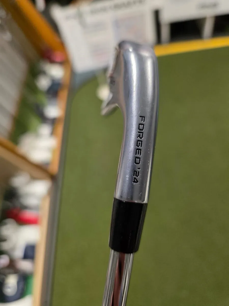 Callaway Apex Pro Forged 24 Irons - Image 4