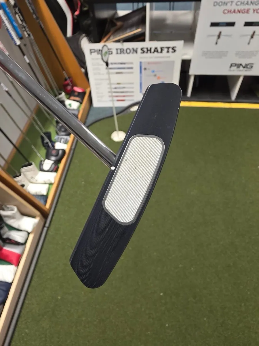 Odyssey Ai-One Cruiser Square 2 Square Putter - Image 4