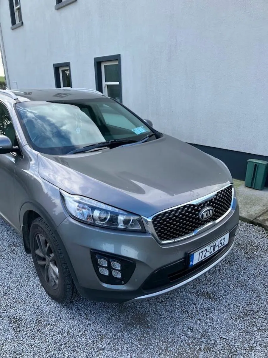 Kia Sorento 2017 - Image 1