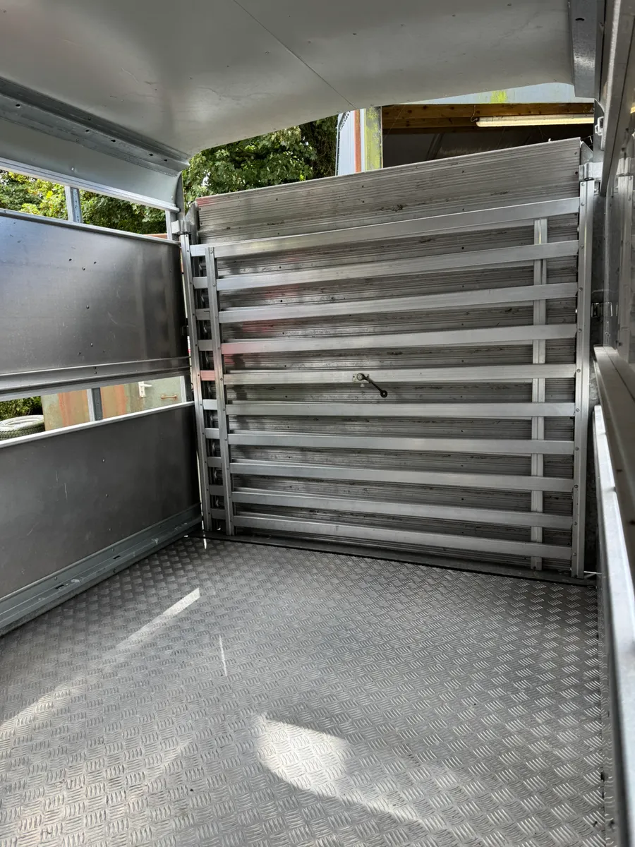 Ifor Williams livestock trailer - Image 3