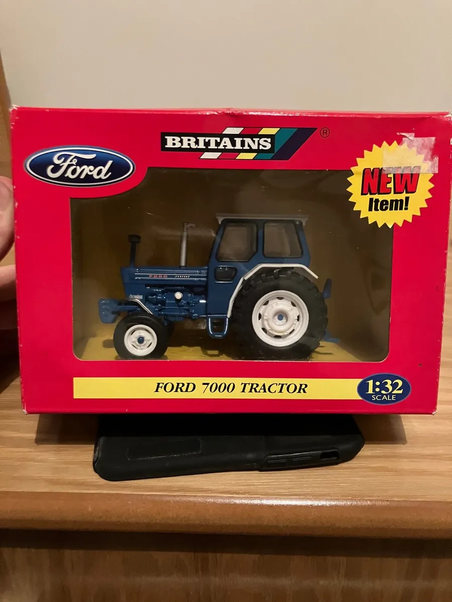Ford 7000 - Image 1