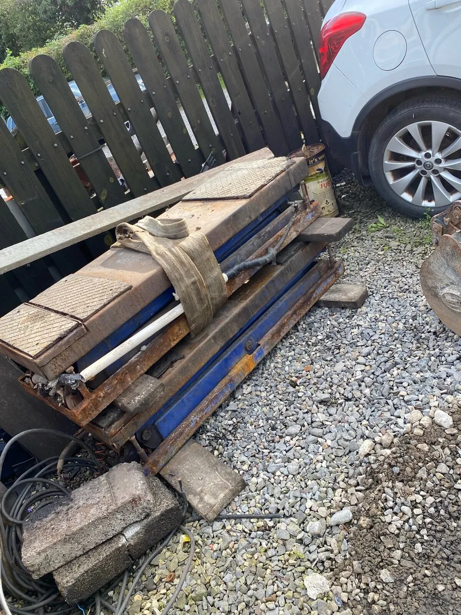 Car lift , scissors lift 3.5T - Image 2