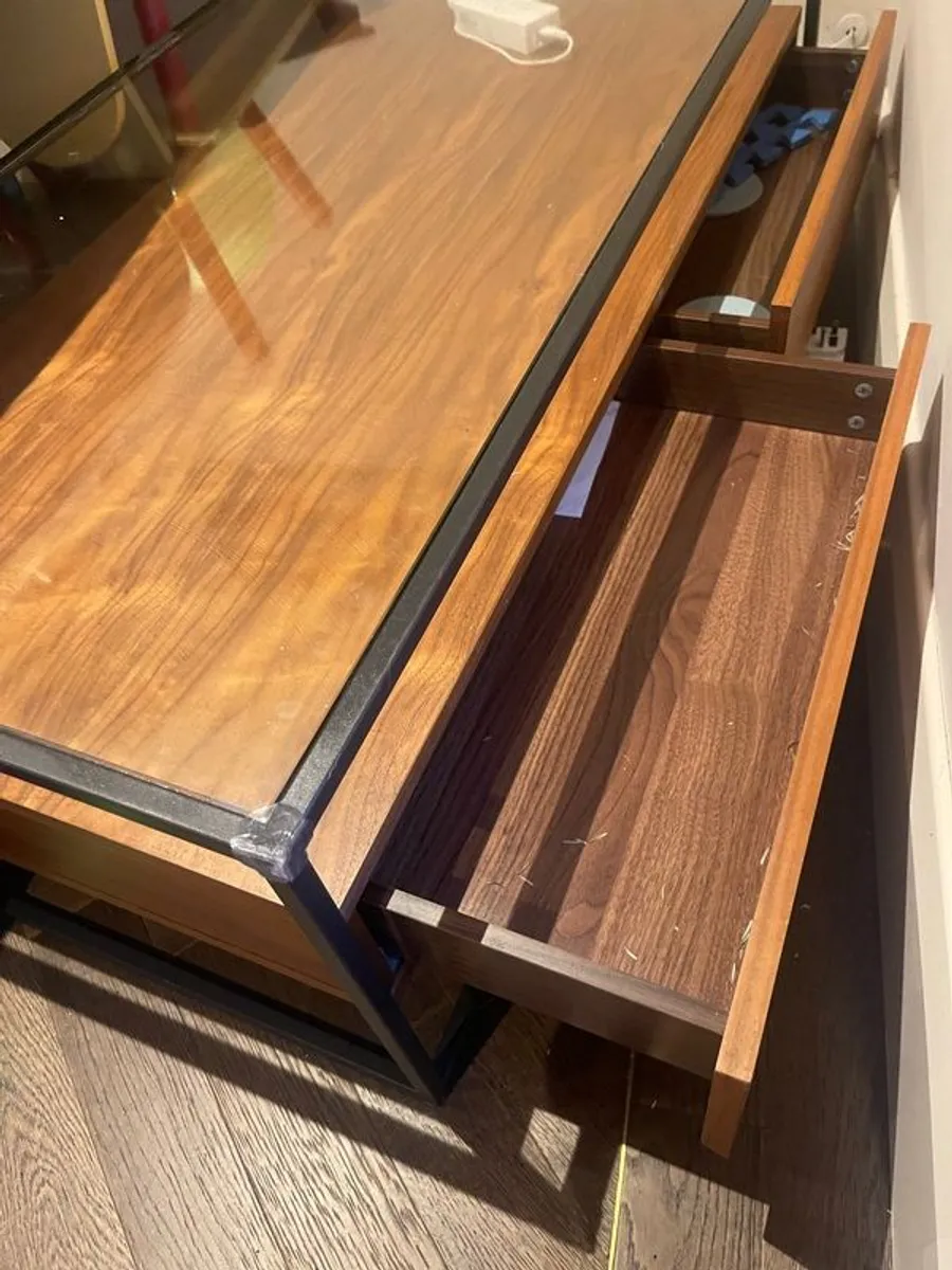 coffee table - Image 1