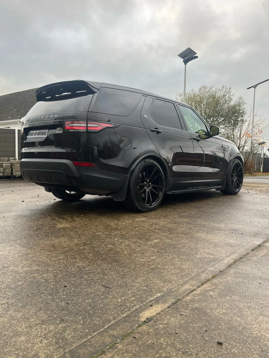Land Rover discovery HSE - Image 2