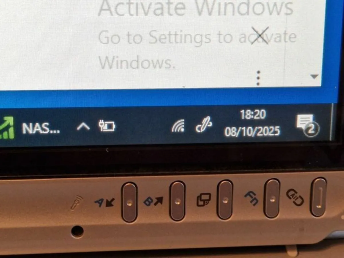 Fujitsu Lifebook T Series Laptop, Windows 10, 2GB - Image 3