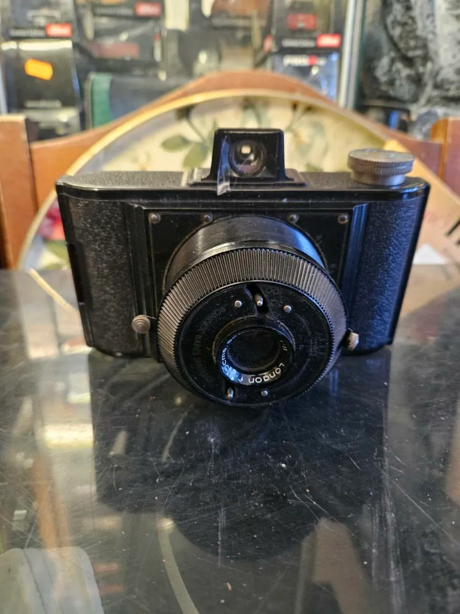 Vintage Wembley Sports Camera - Image 2