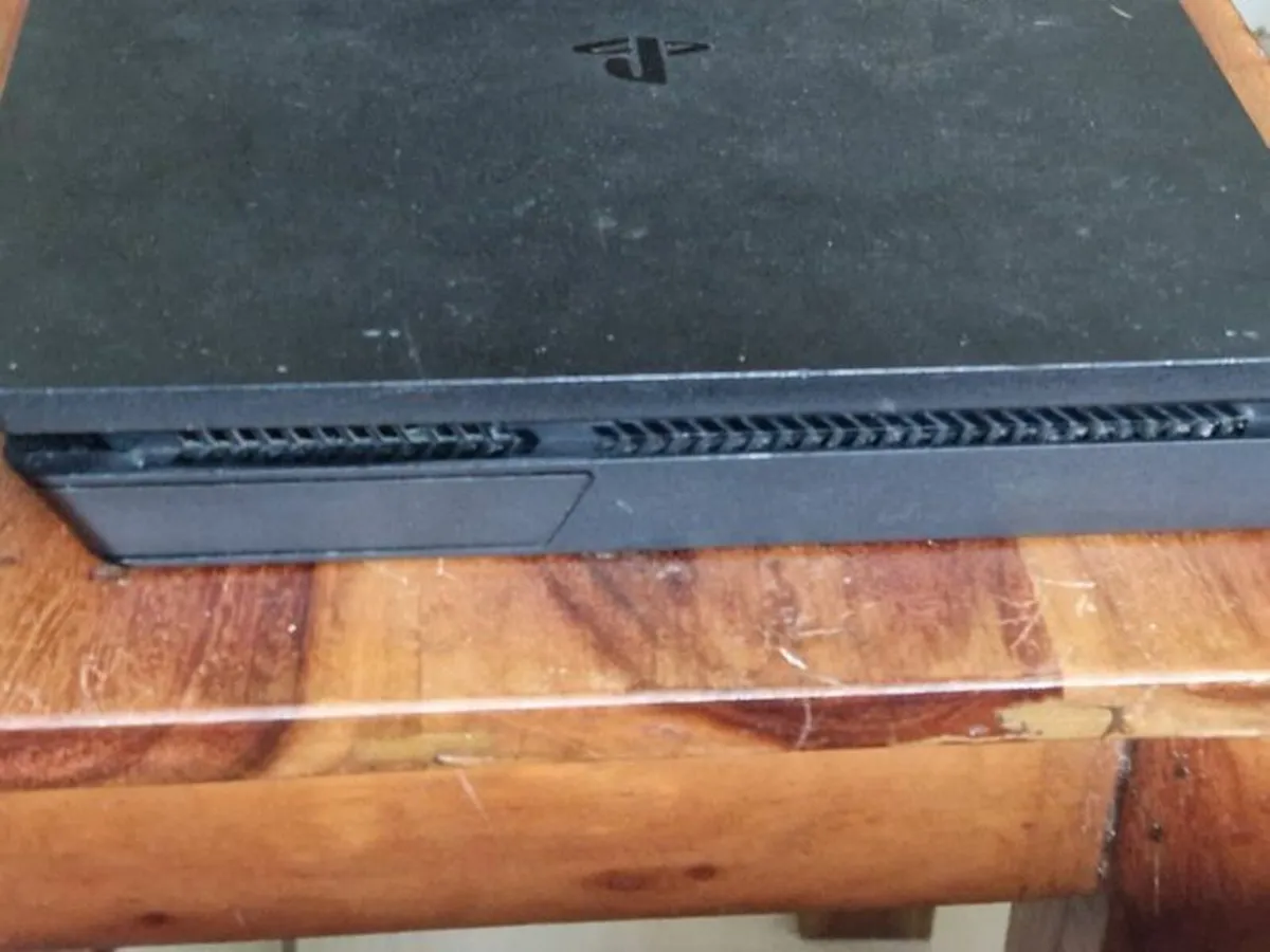 Playstation 4, Power & HDMI Cables, 2 Controllers - Image 3