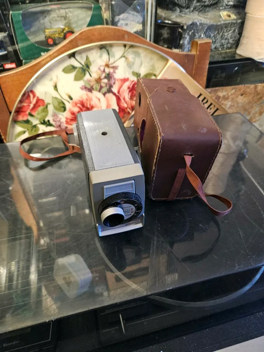 Vintage Kodak Camera - Image 1