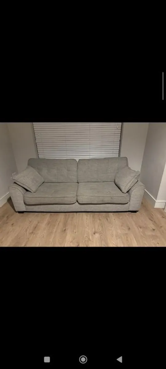 sofa - Image 1