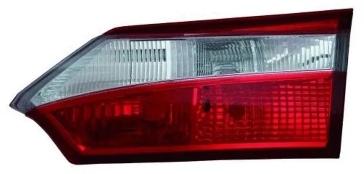 Toyota Corolla 1.4 Diesel 2015 Rear Lamp