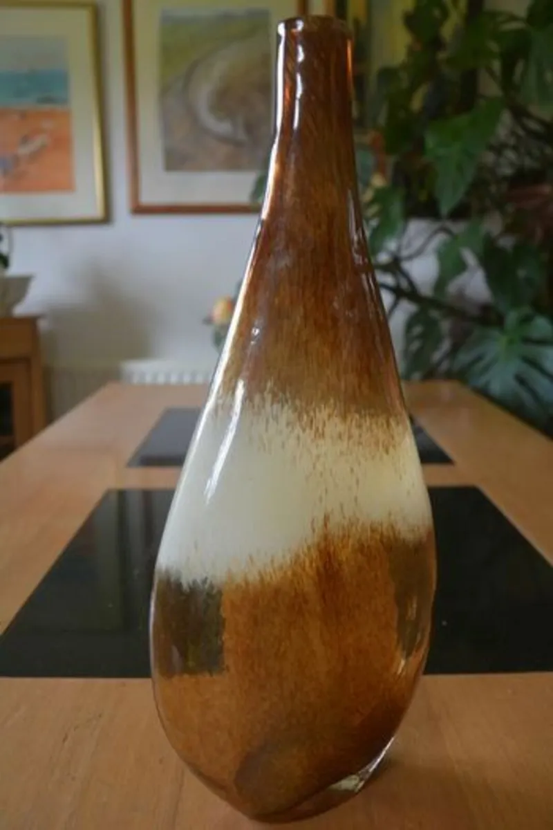Brown & White Glass Vase - Image 3