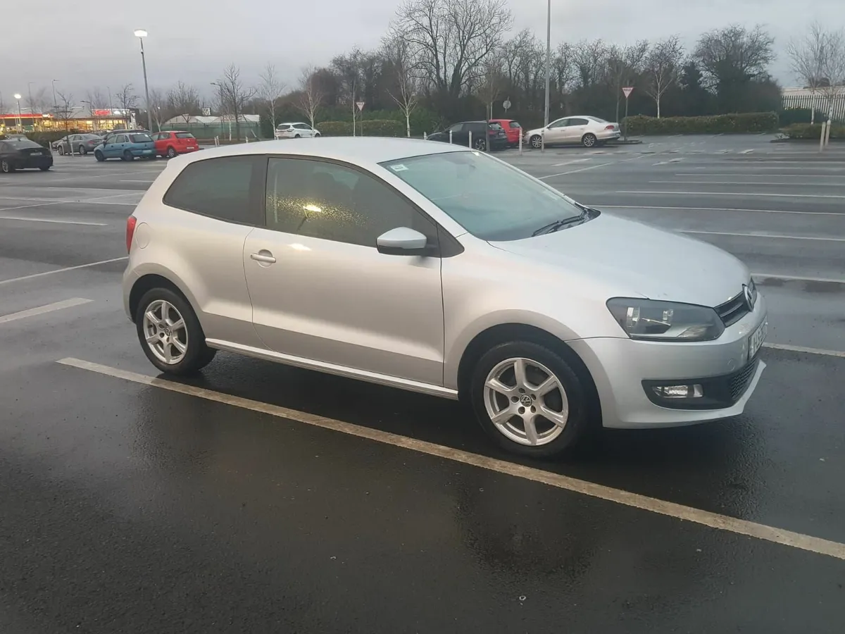 Volkswagen Polo 2011 - Image 1