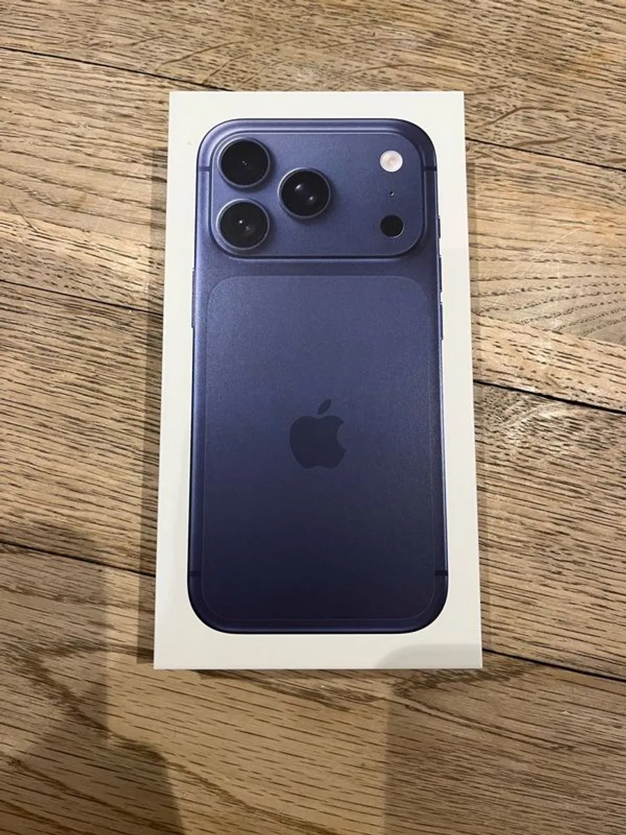 Apple iPhone 17 Pro - Image 1