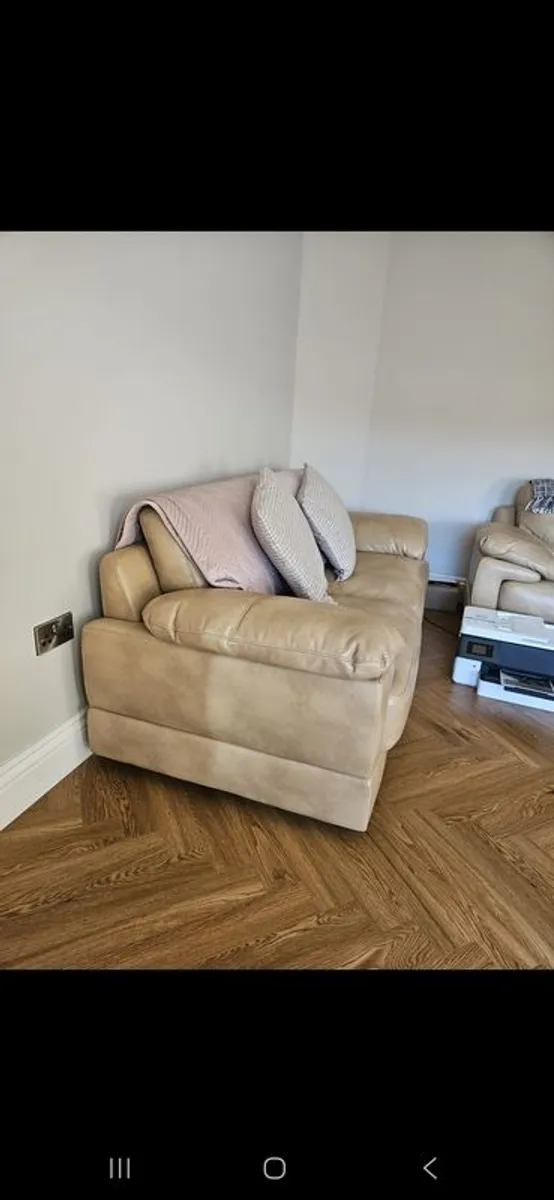 3 & 2 seater sofa - Image 2