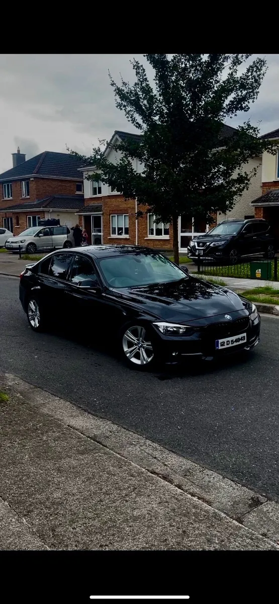 BMW 3-Series 2012 - Image 1