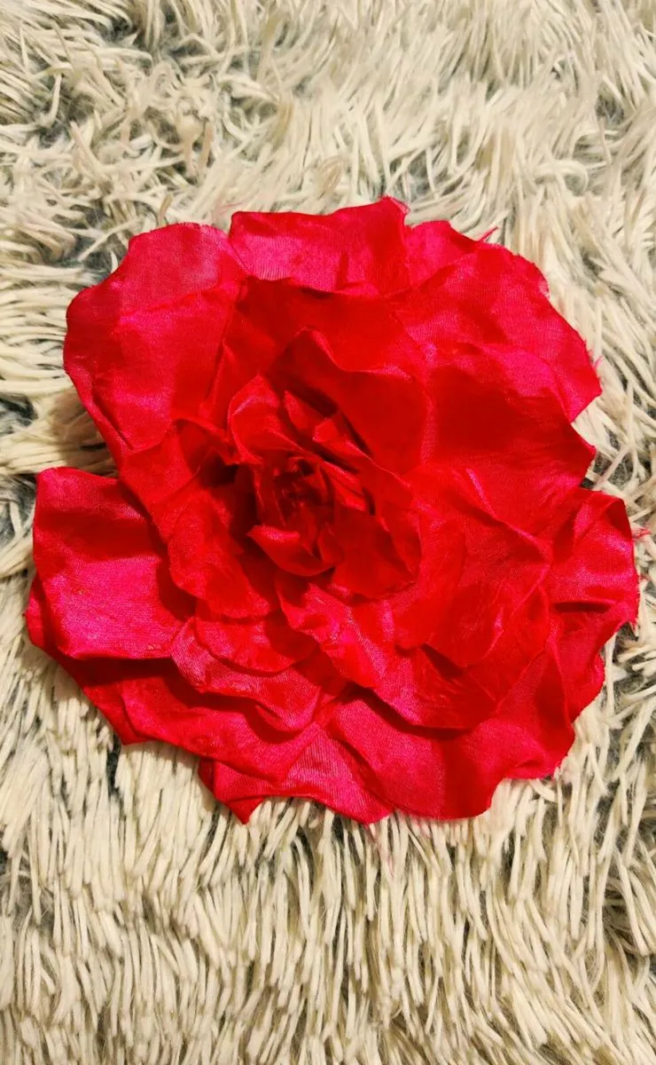 🌺 Vibrant Pink Flower Hair Clip – Bold & Beautifu - Image 1