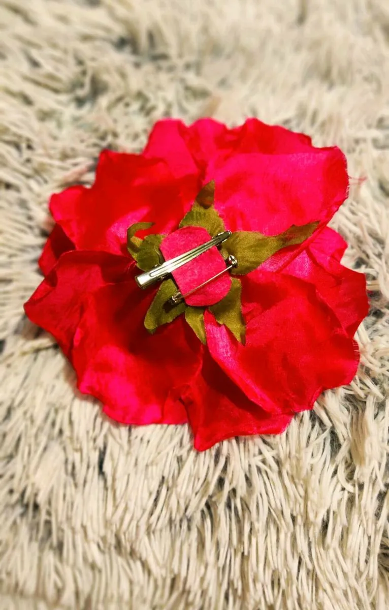 🌺 Vibrant Pink Flower Hair Clip – Bold & Beautifu - Image 2