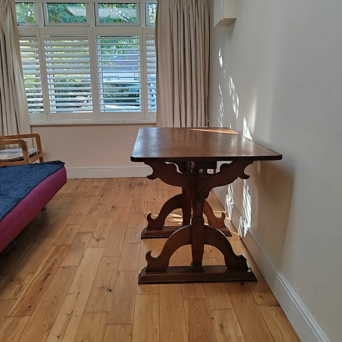 Rosewood dining table - Image 1