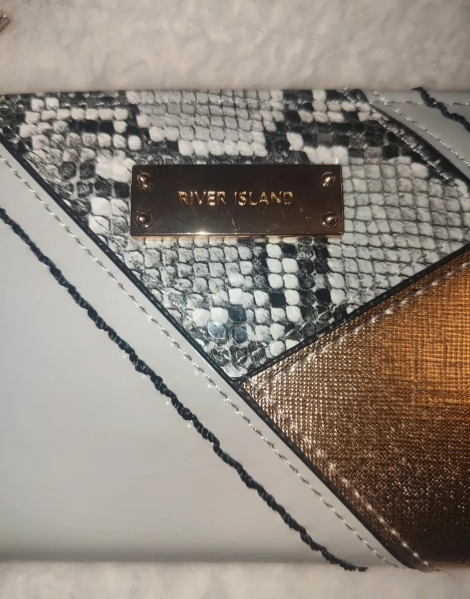 Womens purse - Image 4