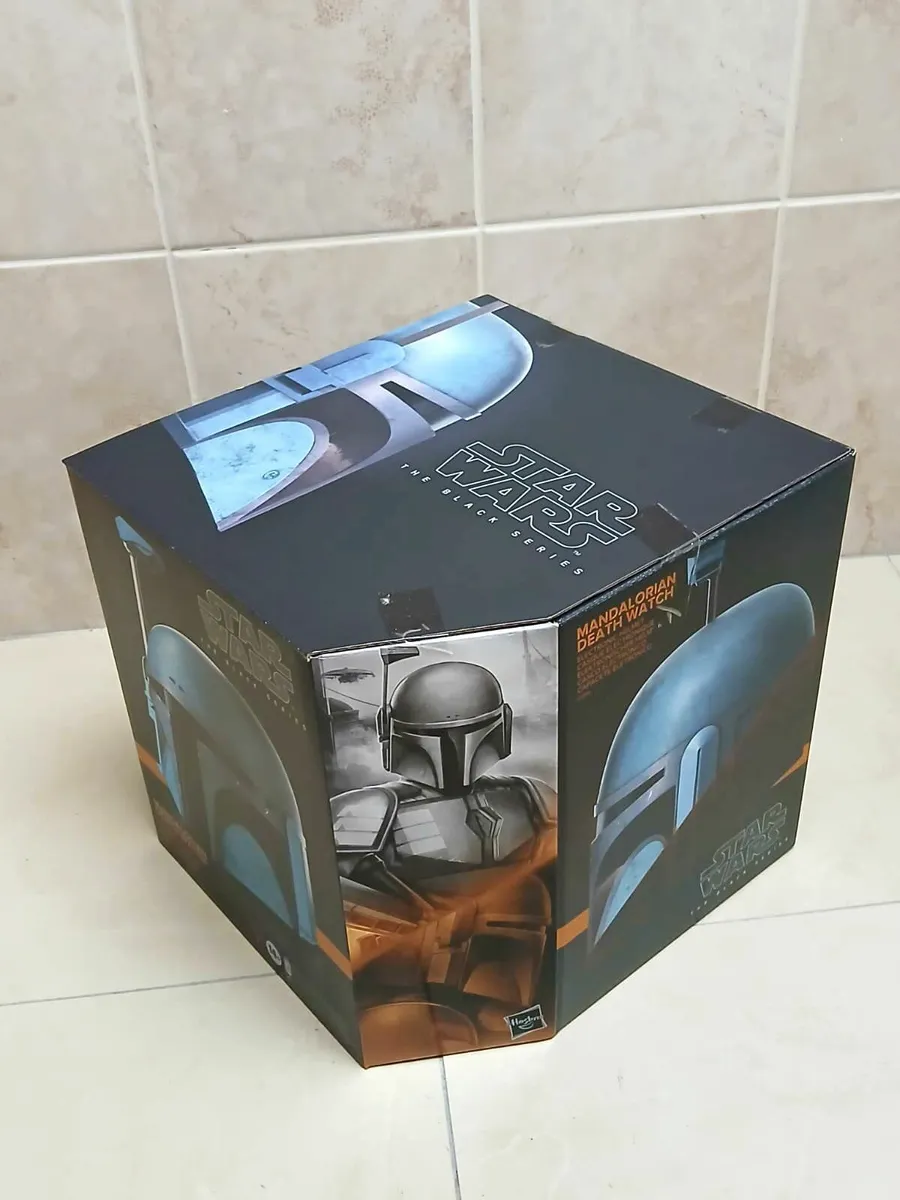 Star Wars Mandalorian Death Watch Helmet - Image 1