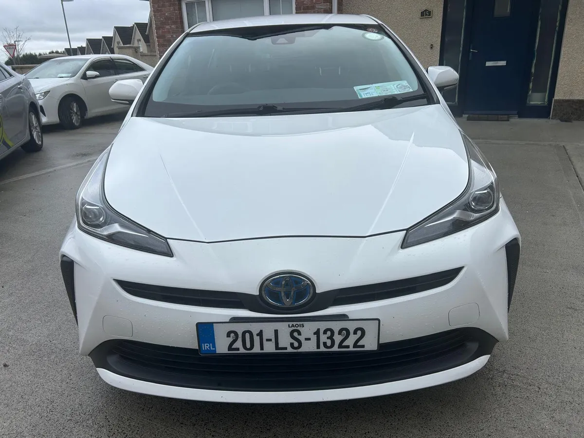 2020 TAXI READY Toyota Prius 1.8 hybrid autoamtic - Image 4