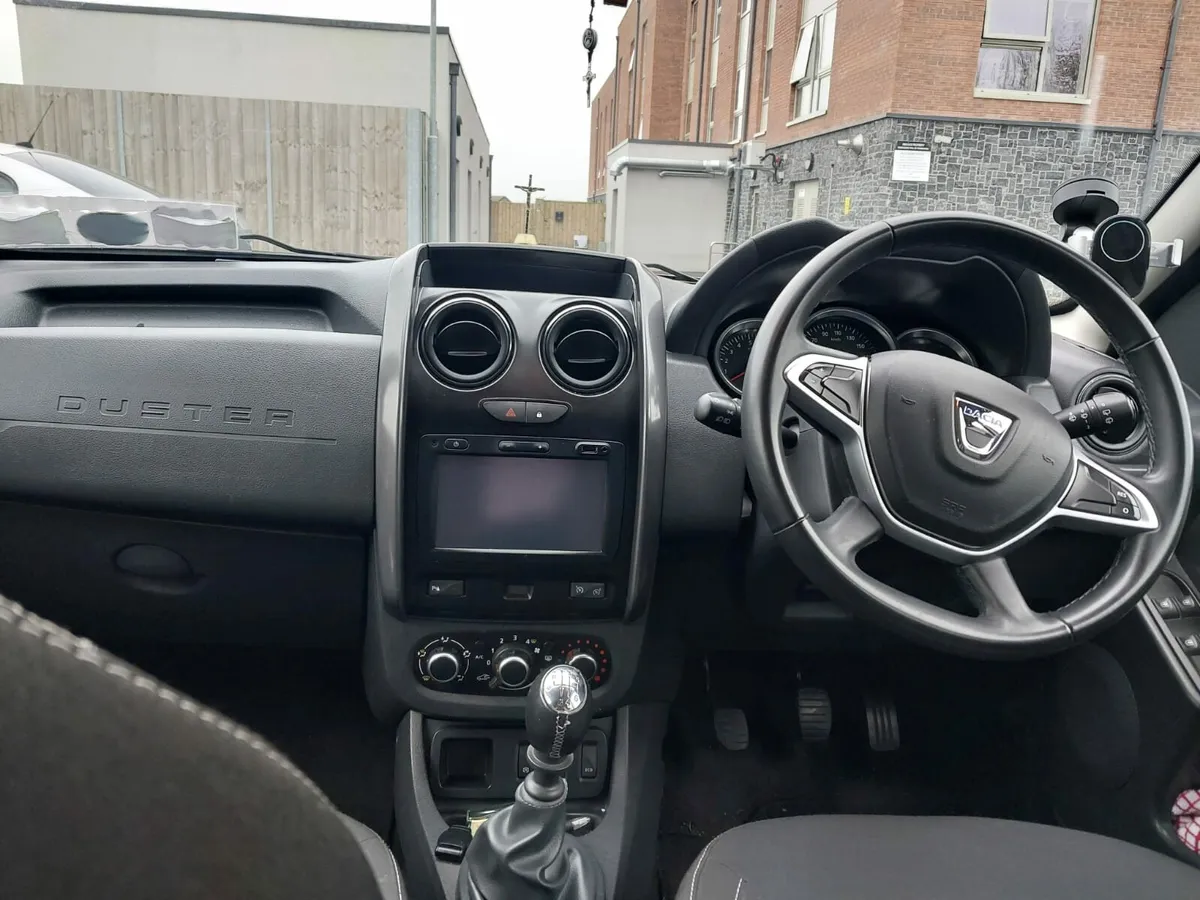 Dacia duster - Image 2