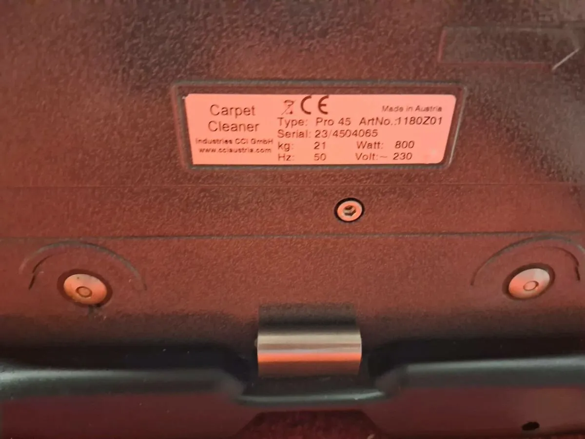 Carpet cleaning machine - Image 3