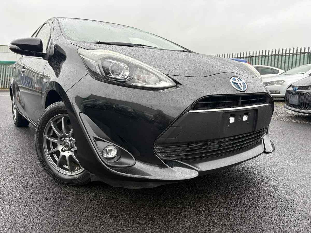 2017 TOYOTA AQUA Self Charge Hybrid Automatic - Image 2