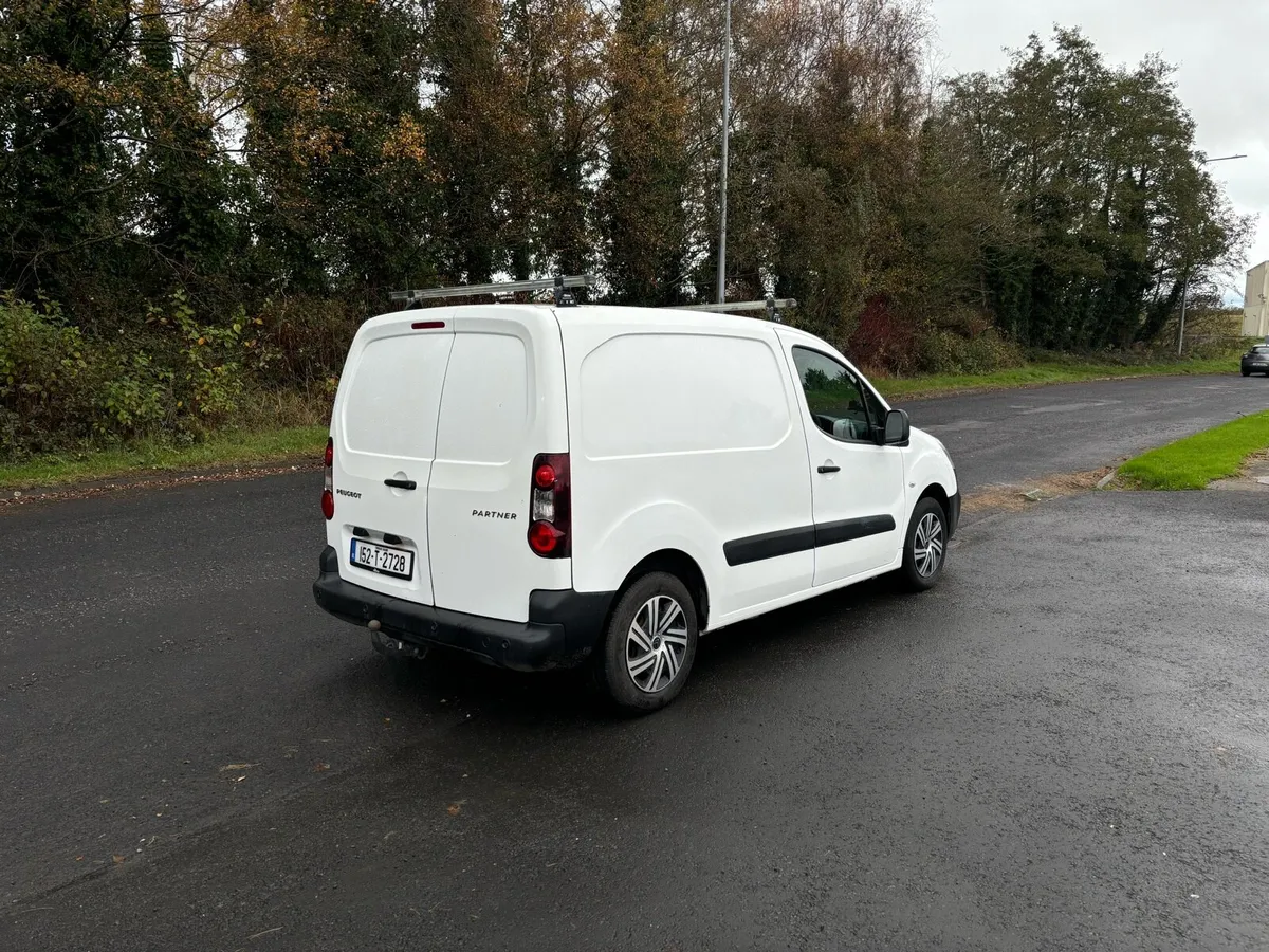 152 Peugeot Partner Van - Image 3