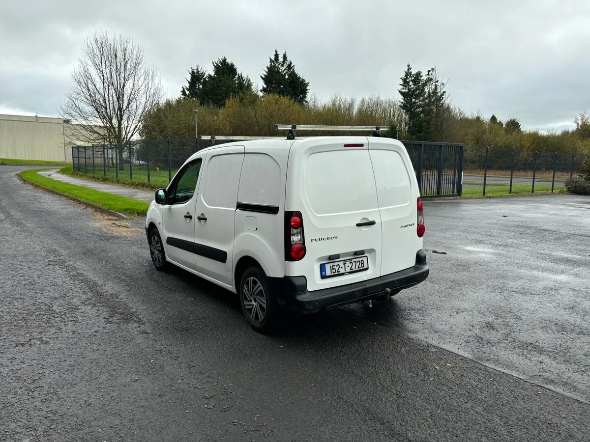 152 Peugeot Partner Van - Image 4