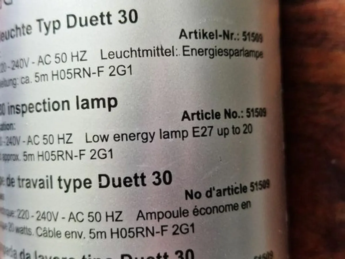 Duett 30 Work Lamp IP44 in Excellent Condition - Image 3