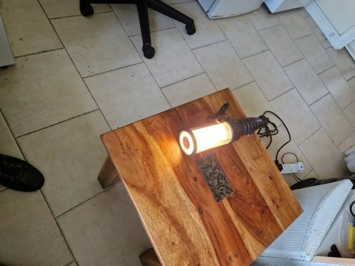 Duett 30 Work Lamp IP44 in Excellent Condition - Image 1