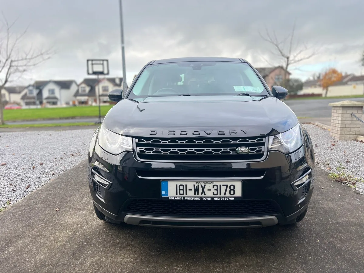 Land Rover Discovery Sport 2018 - Image 1