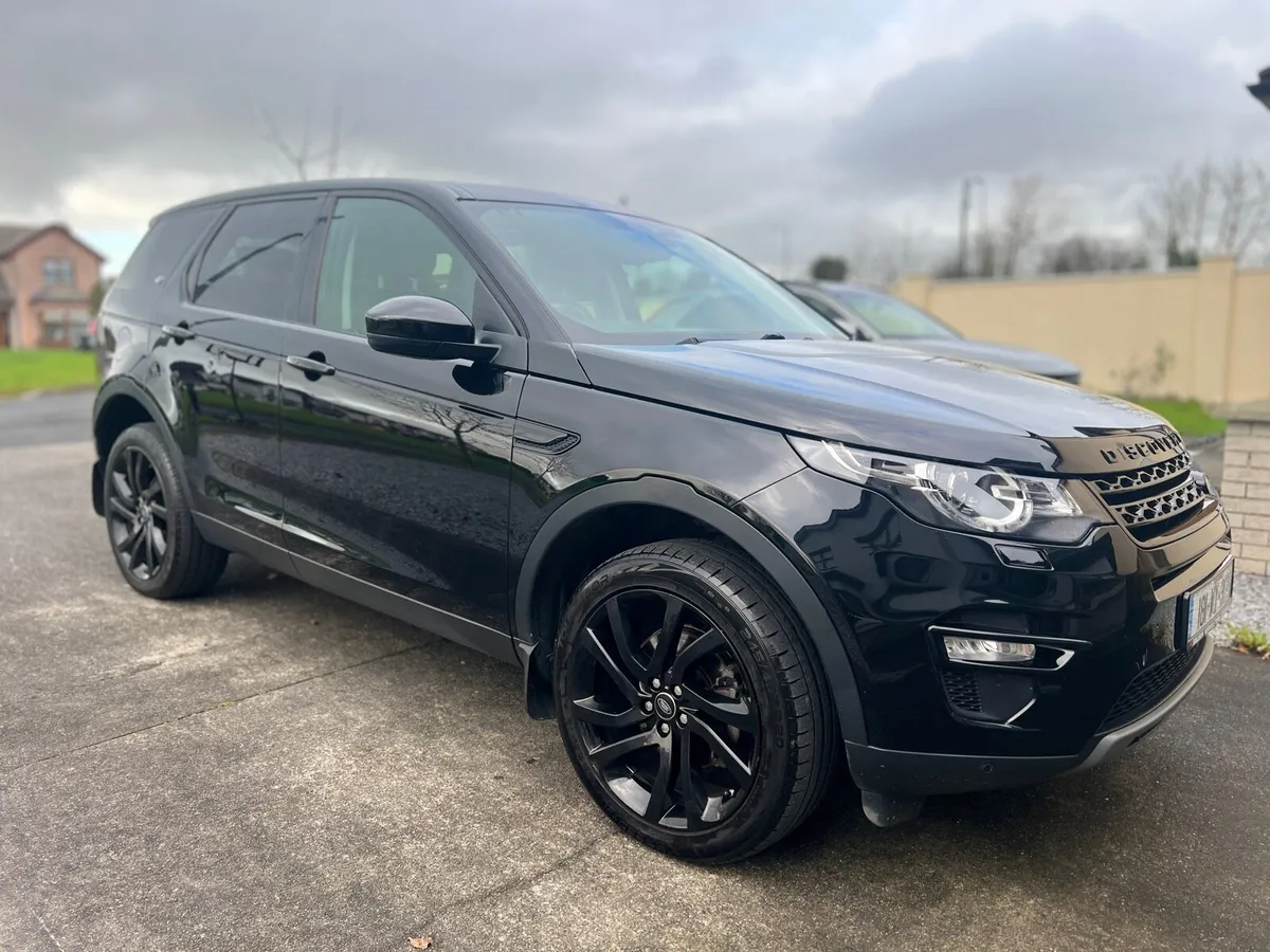 Land Rover Discovery Sport 2018 - Image 2