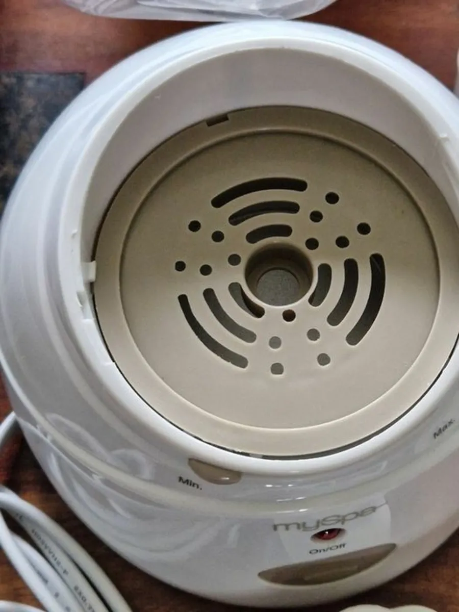 NEW MySpa Revitalising Facial Steamer - Image 2