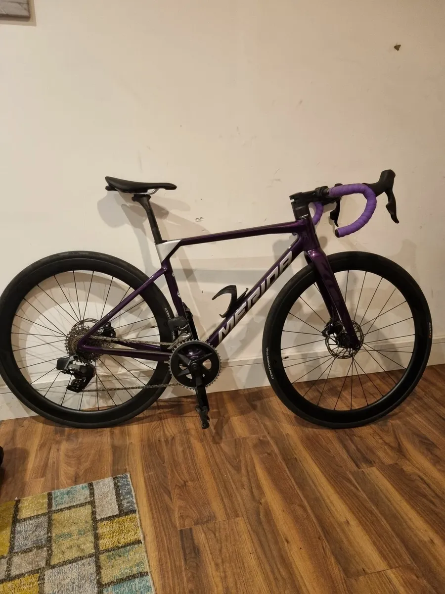 Racing bike - Image 2