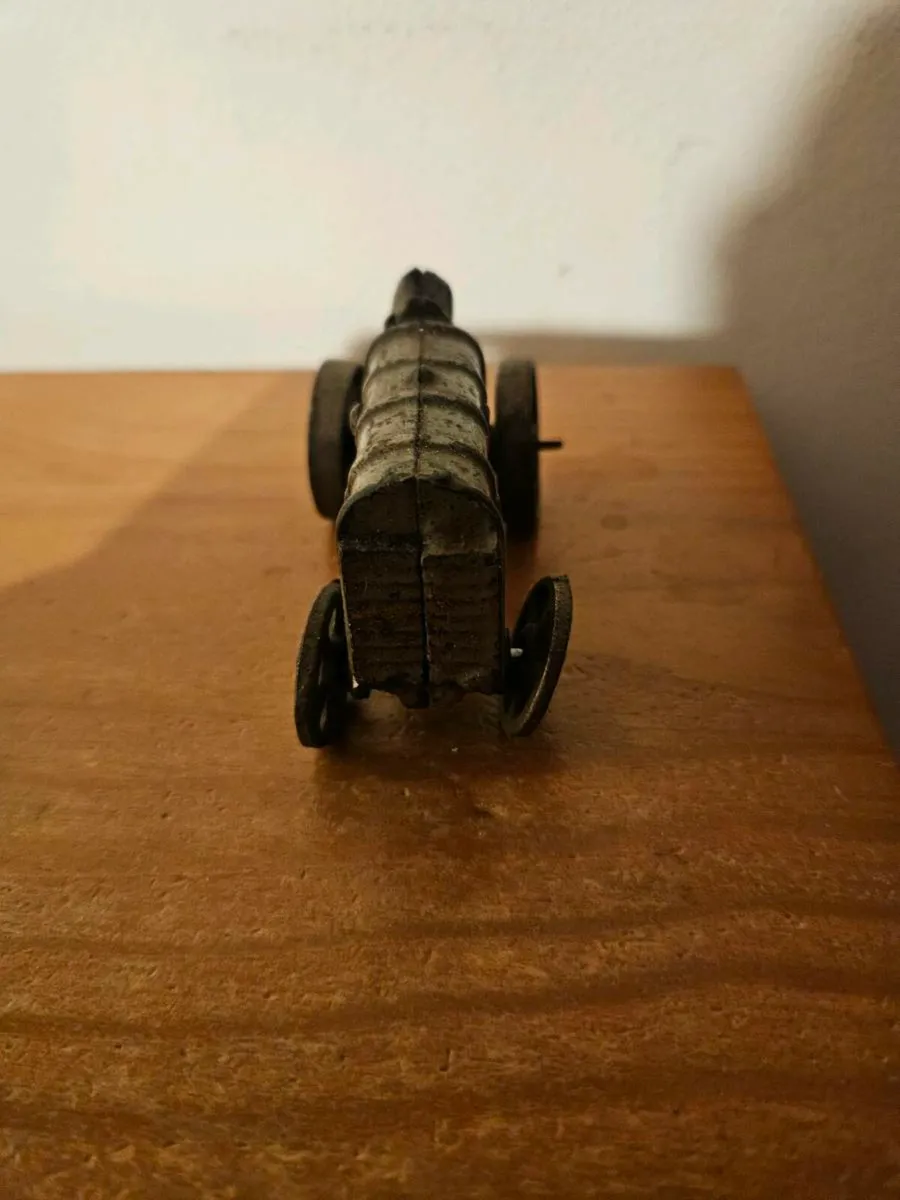 Vintage Die-cast Tractor Pre War - Image 2